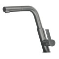 Deanta  Silia bateria zlewozmywakowa z prostokątną wylewką z wyciąganą słuchawką titanium