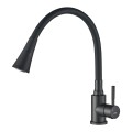 Kuchinox Selva bateria zlewozmywakowa stojąca z elastyczną 2-funkcyjną wylewką czarna